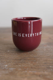 Sisi / Sisi Tasse, Sie ist alles
