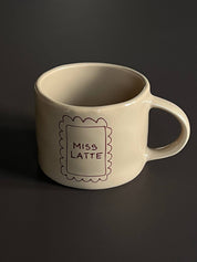 Sisi-Becher, Fräulein Latte