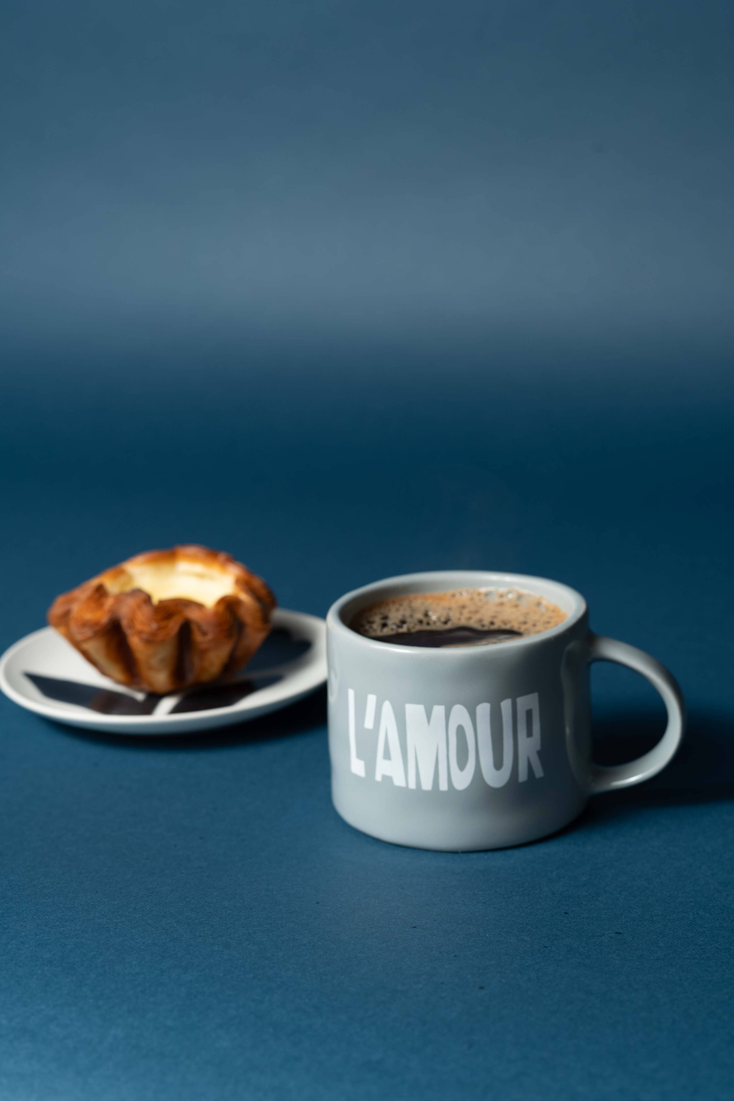 Sisi / 'L'amour' Tasse in grau