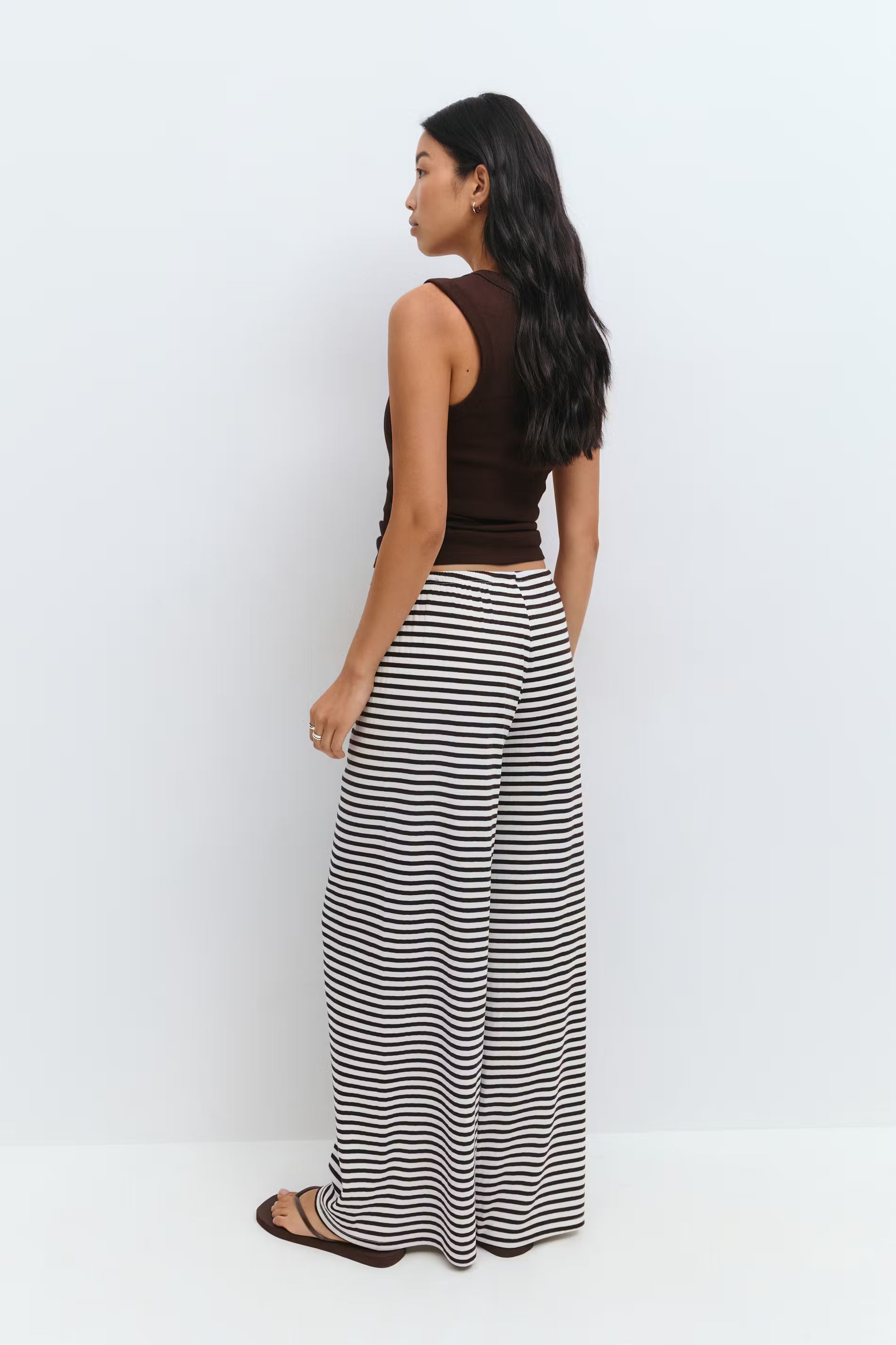 Gina Tricot / Striped soft trousers / Brown