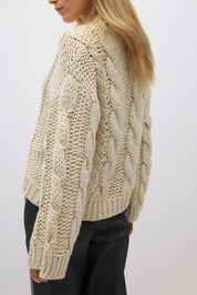 Gina Tricot / Knitted cable sweater / Almond milk
