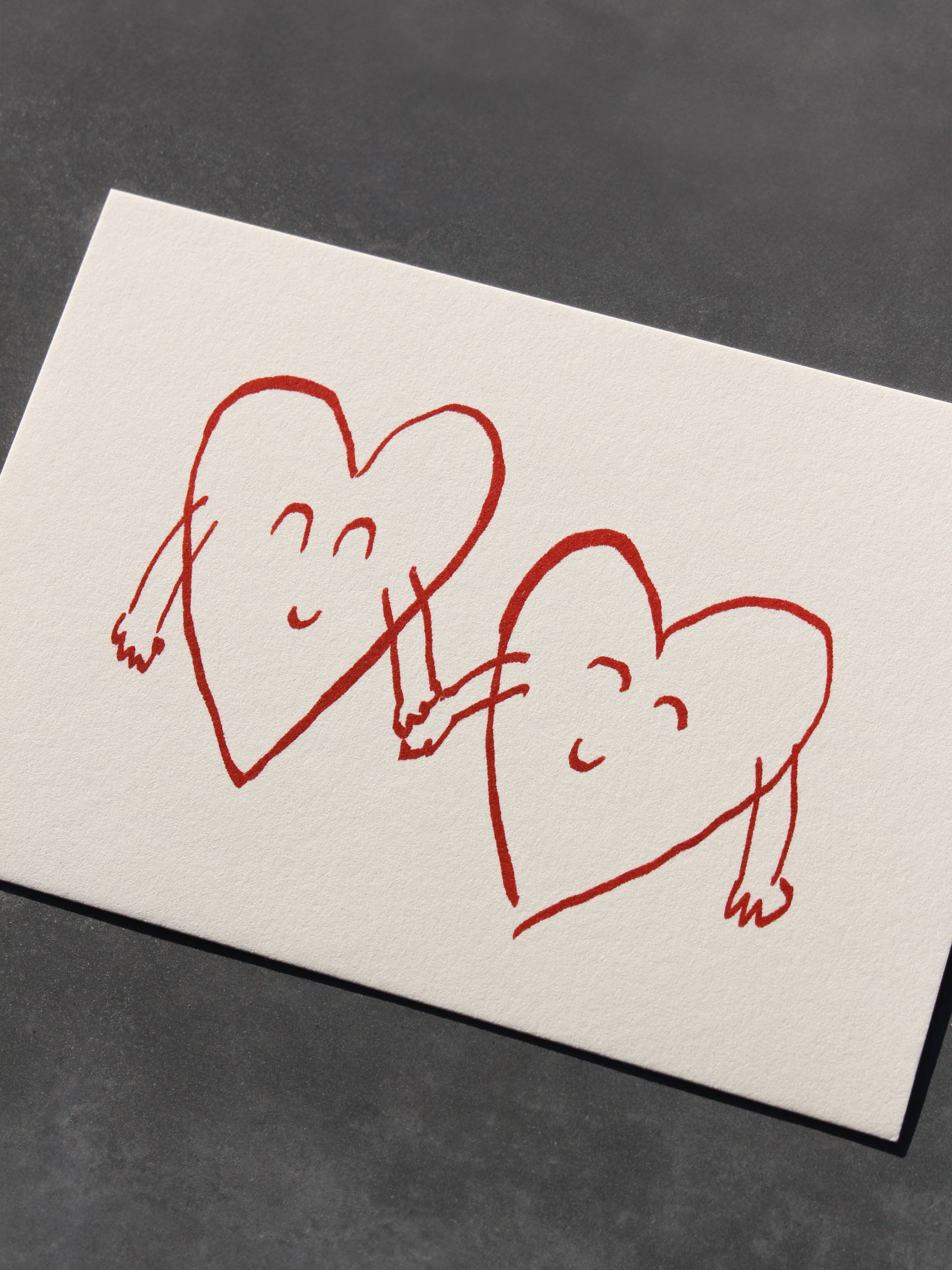 L'Atelier Samedi - Postkarte Zwei Herzen (Risographie) | Valentinstag