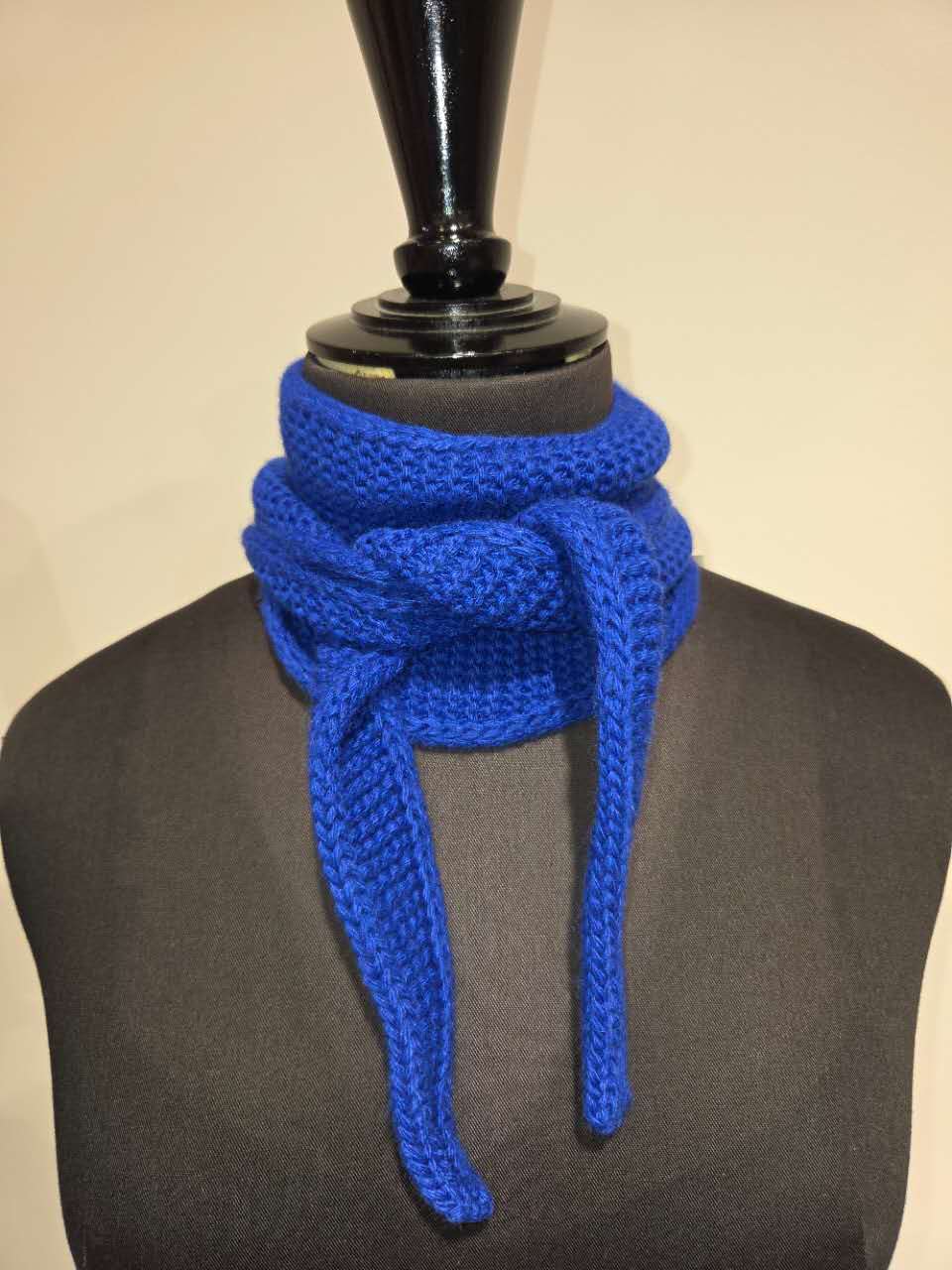 Kleiner "Sophie-Schal": Helles Blau
