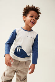 Apia_Placement_Longsleeve_T-shirt_LW19562_2229_Walrus_Sandy_1