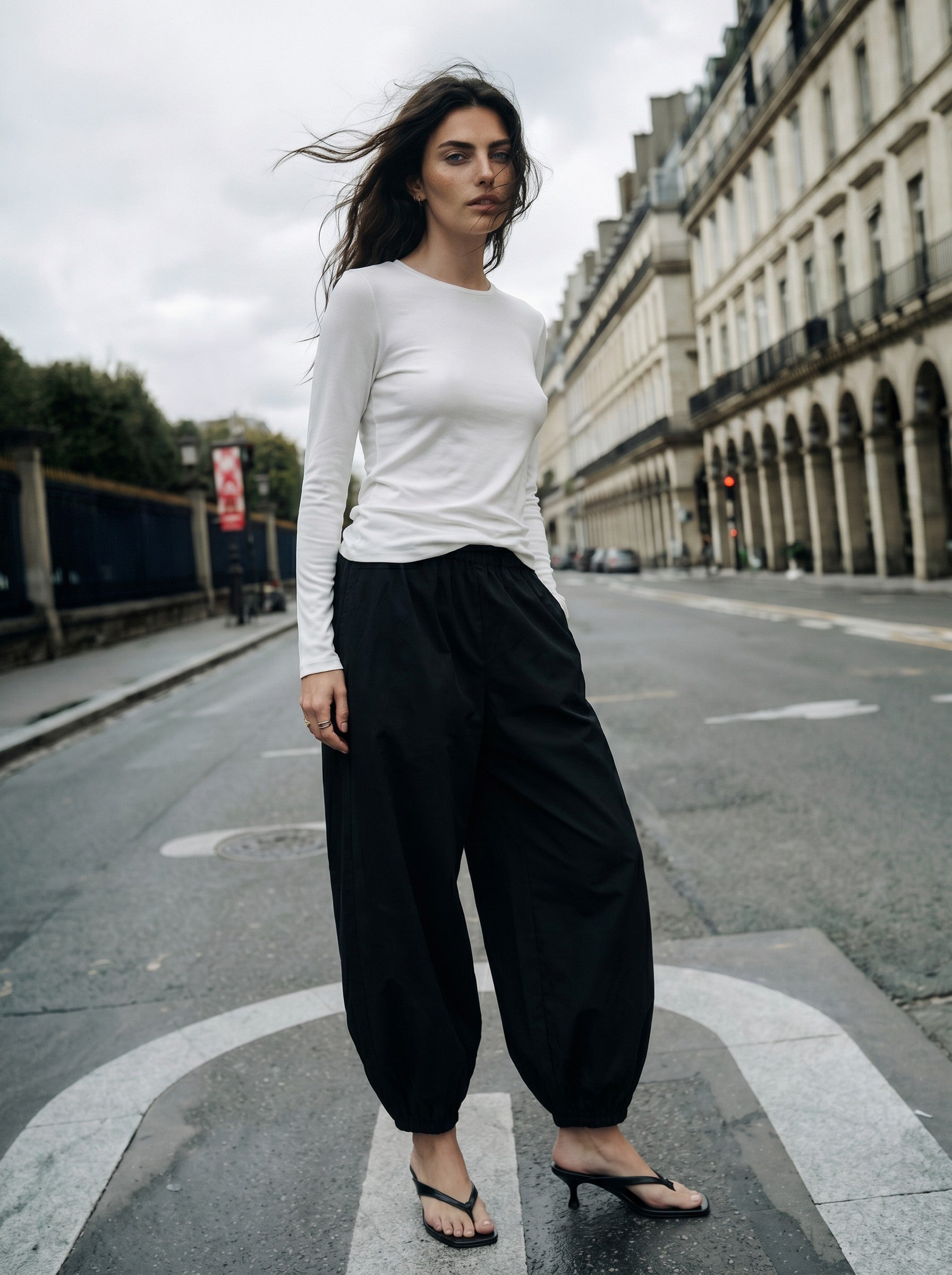 Gina Tricot / Mid waist  balloon trousers / Black (9000)