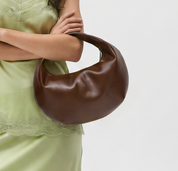 Gina Tricot / Soft round small bag / Brown