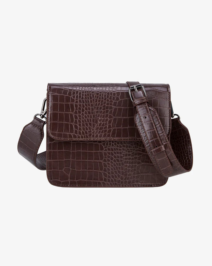 CAYMAN_TRACE-Crossbody-H2005-303_Chocolate_Brown-jpg