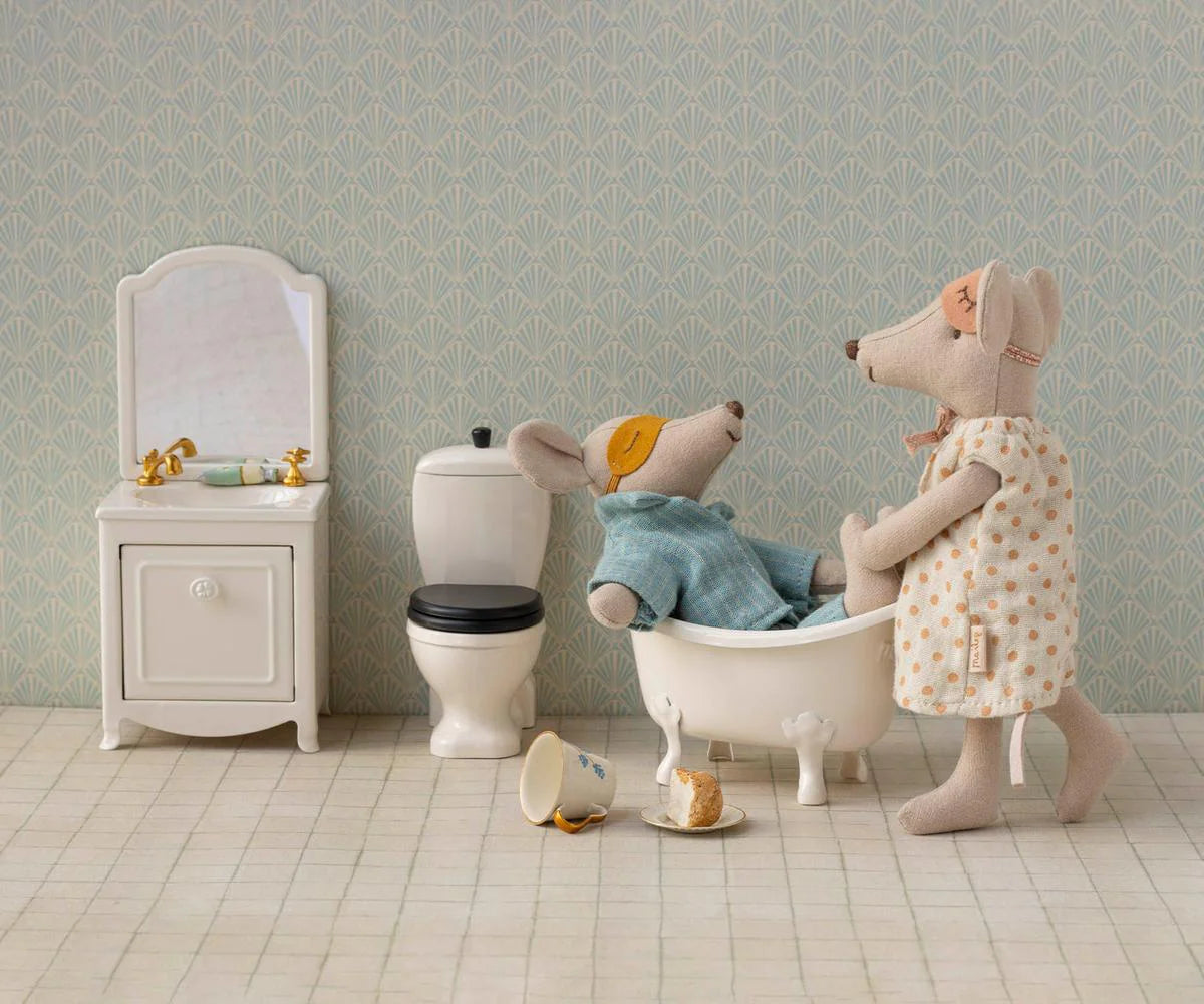 Maileg / Mama & Papa Maus in Zigarrenschachtel