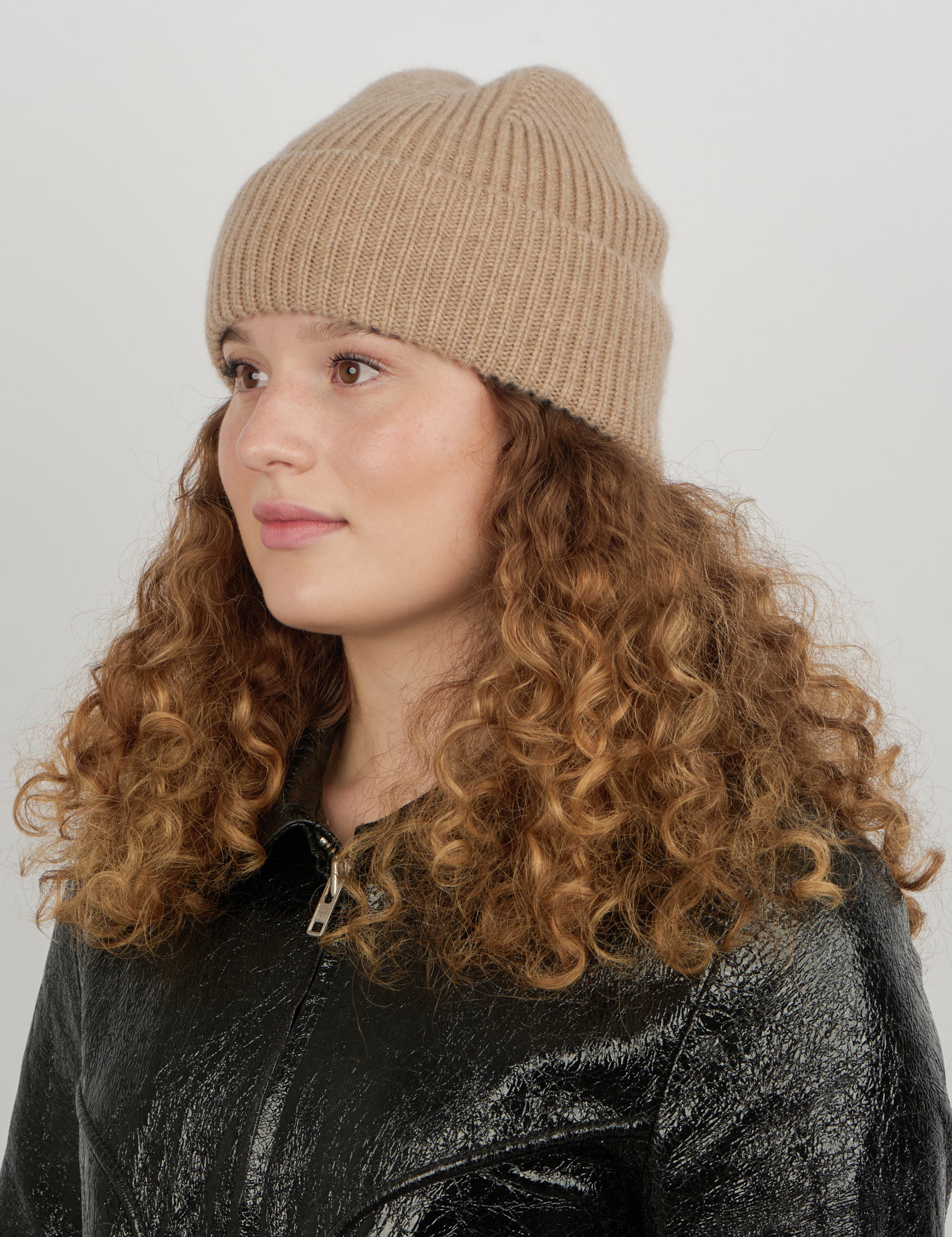 Cashmere-Beanie-Camel-2