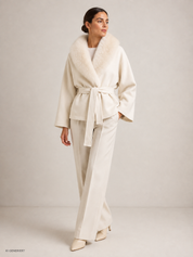 Gina Tricot / Faux fur collar cape jacket / Antique white