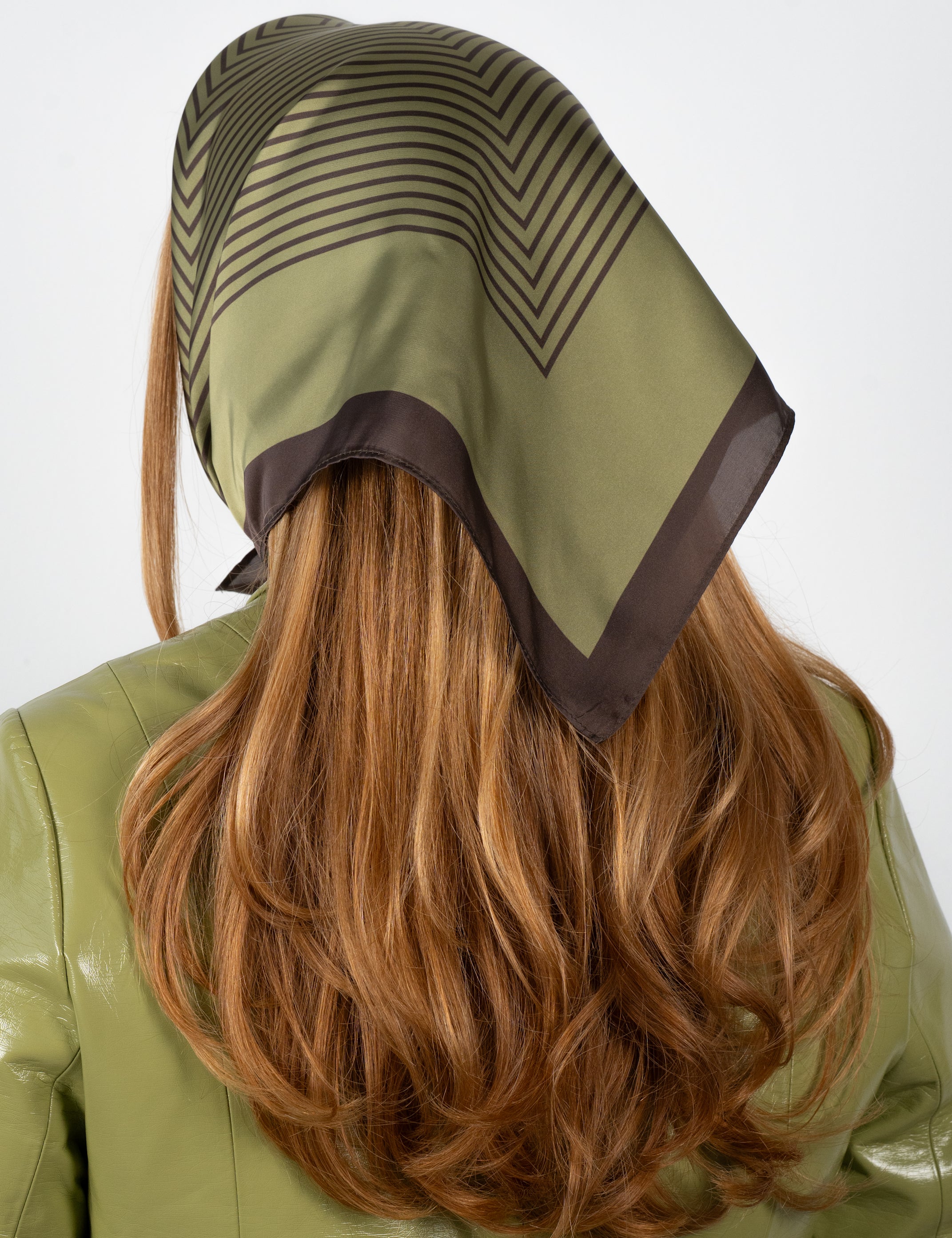 Classic_Patterned_Scarf_Green-Brown_4.jpg