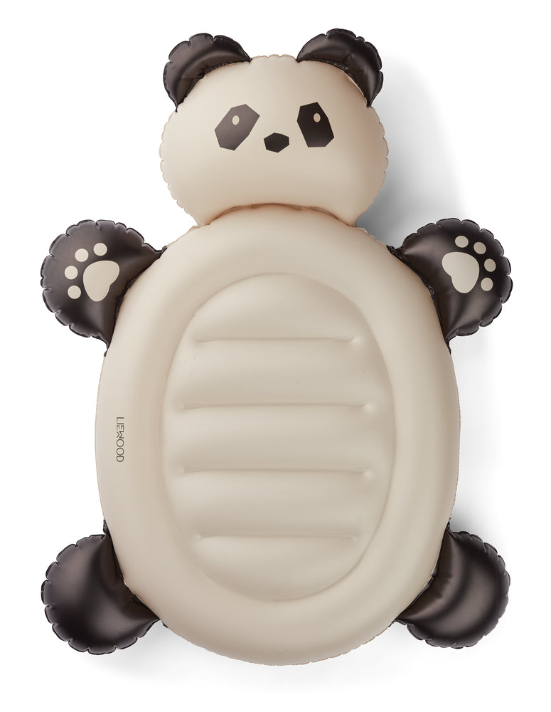Cody-Float_LW17486_1372-Panda-Sandy_1-23_1U7hMYNZyv4vGC