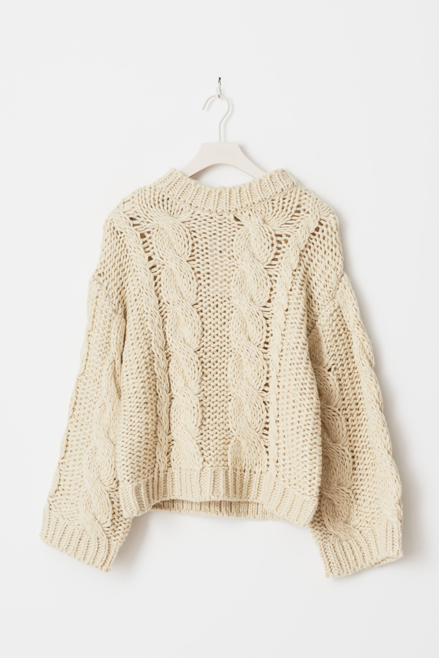 Gina Tricot / Knitted cable sweater / Almond milk