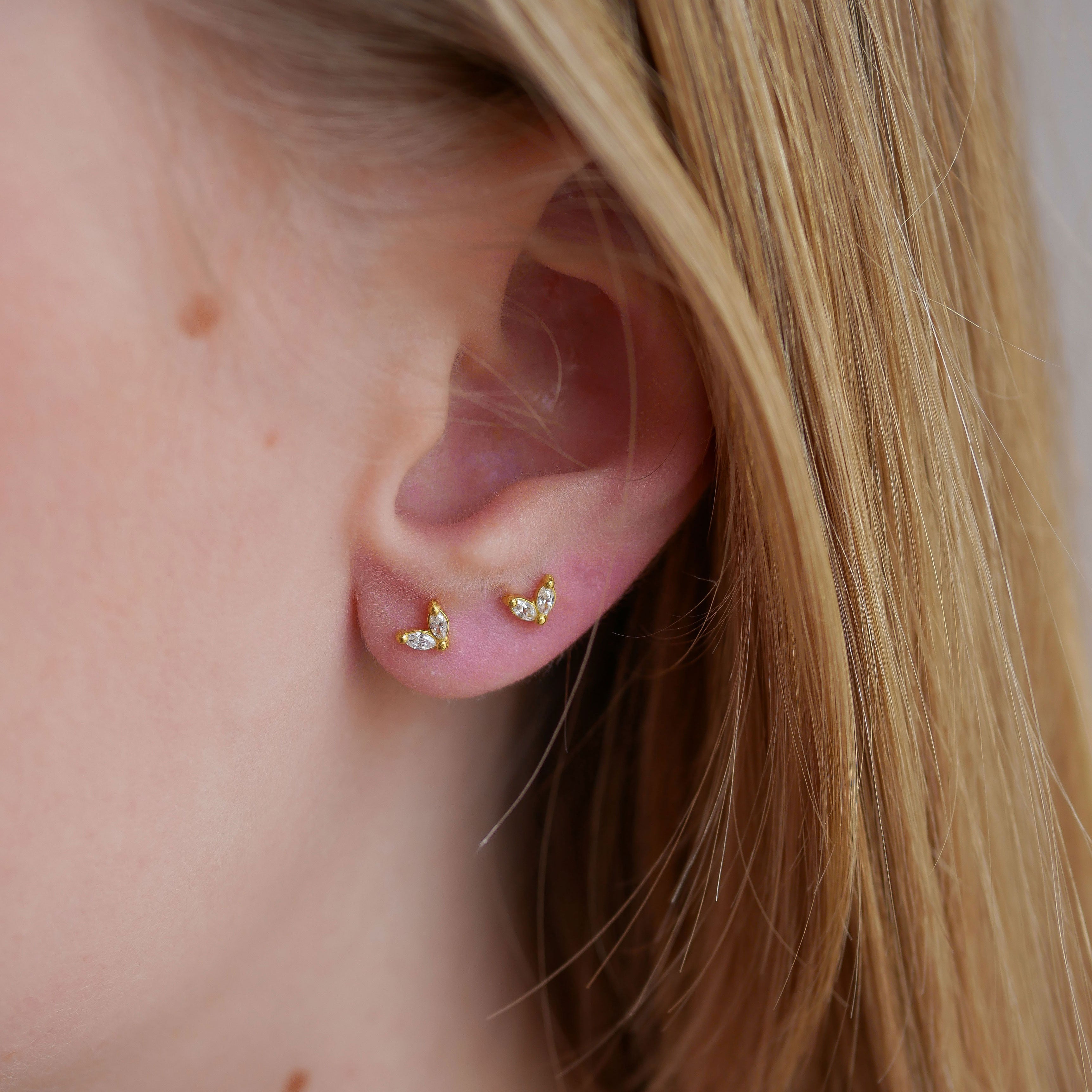 E209GM-Stud-Lillie-Clear-CZ-Extra-1
