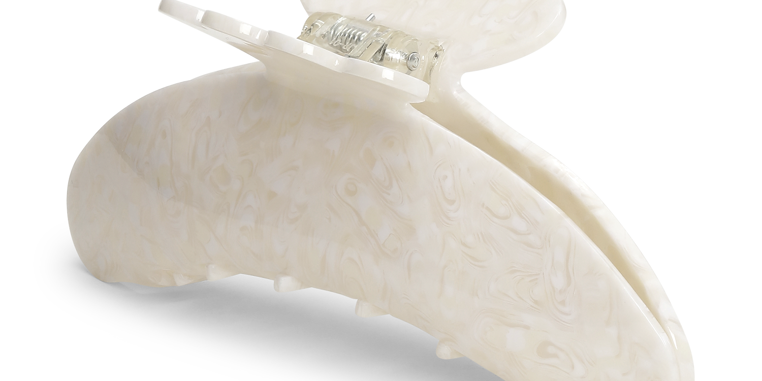 Helle_Glace_Biggest_White.png