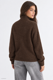 Gina Tricot / Knitted turtleneck sweater / Chocolate brown (7085)