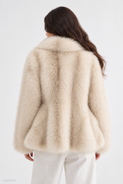 Gina Tricot / Faux fur shaped jacket / Creme (1263)