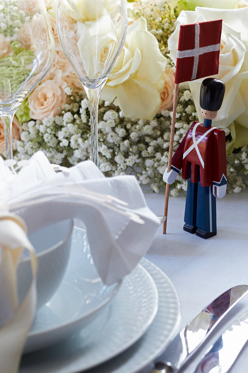 KB_39226_LYP_201222-201232_HOLME_4303384_4303391_Mini_Garde_on_weddingtable