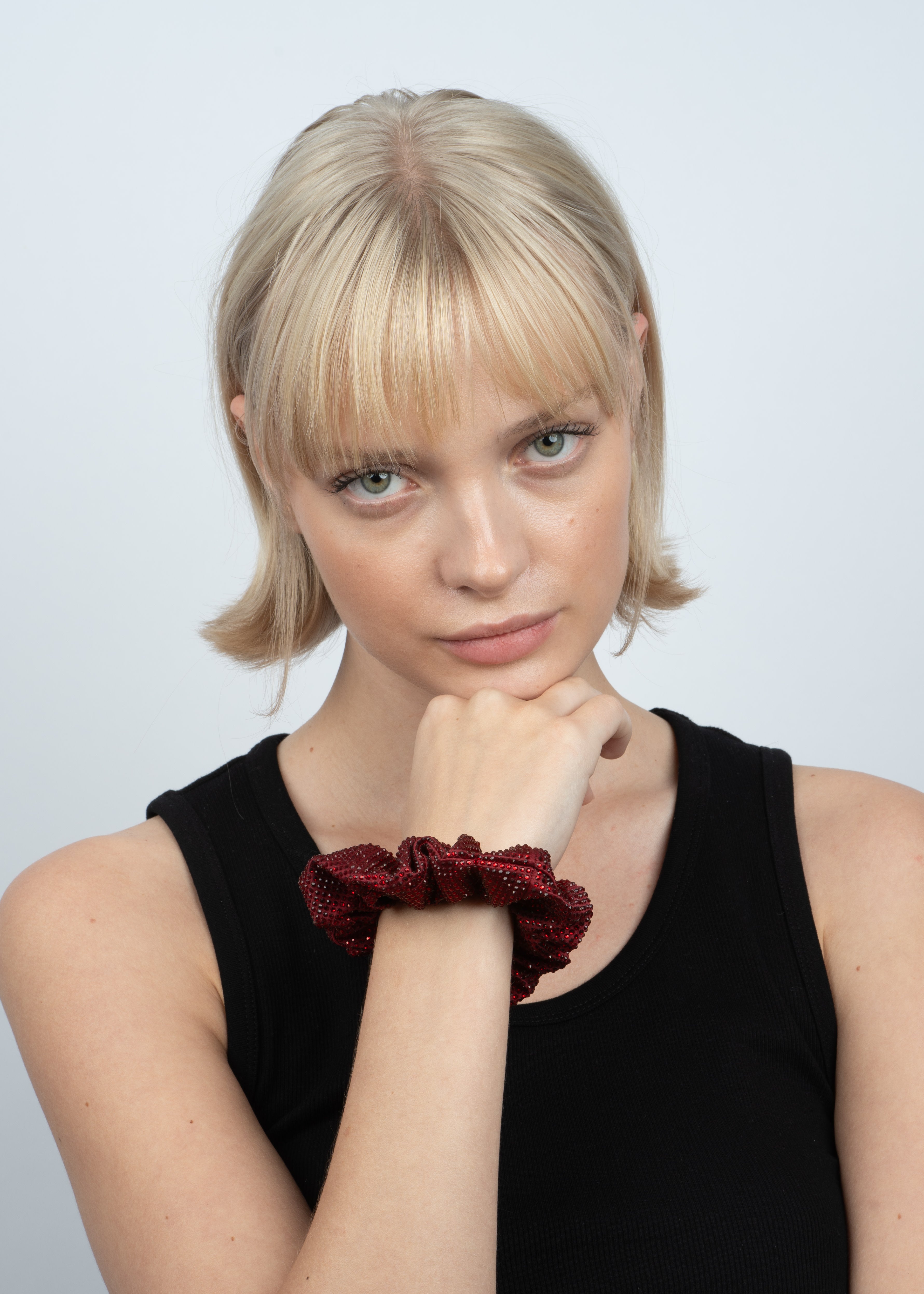 Sui Ava / Kelly Crystal Scrunchie / Bordeaux