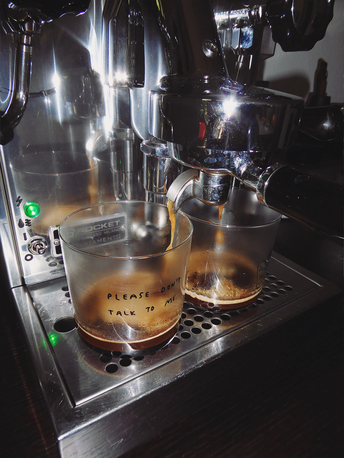 Yahya Studio / Johanna Schwarzer - Glass - Please don't talk to me