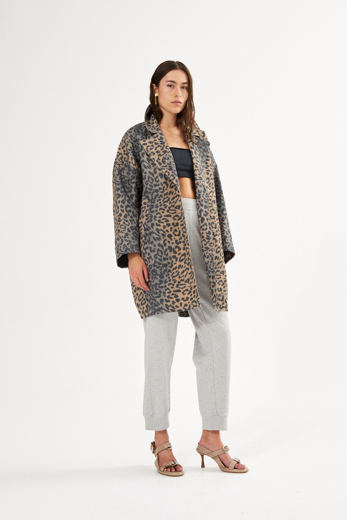 Leopard-print-oversize-jacket-Jacqline-Leopard-3