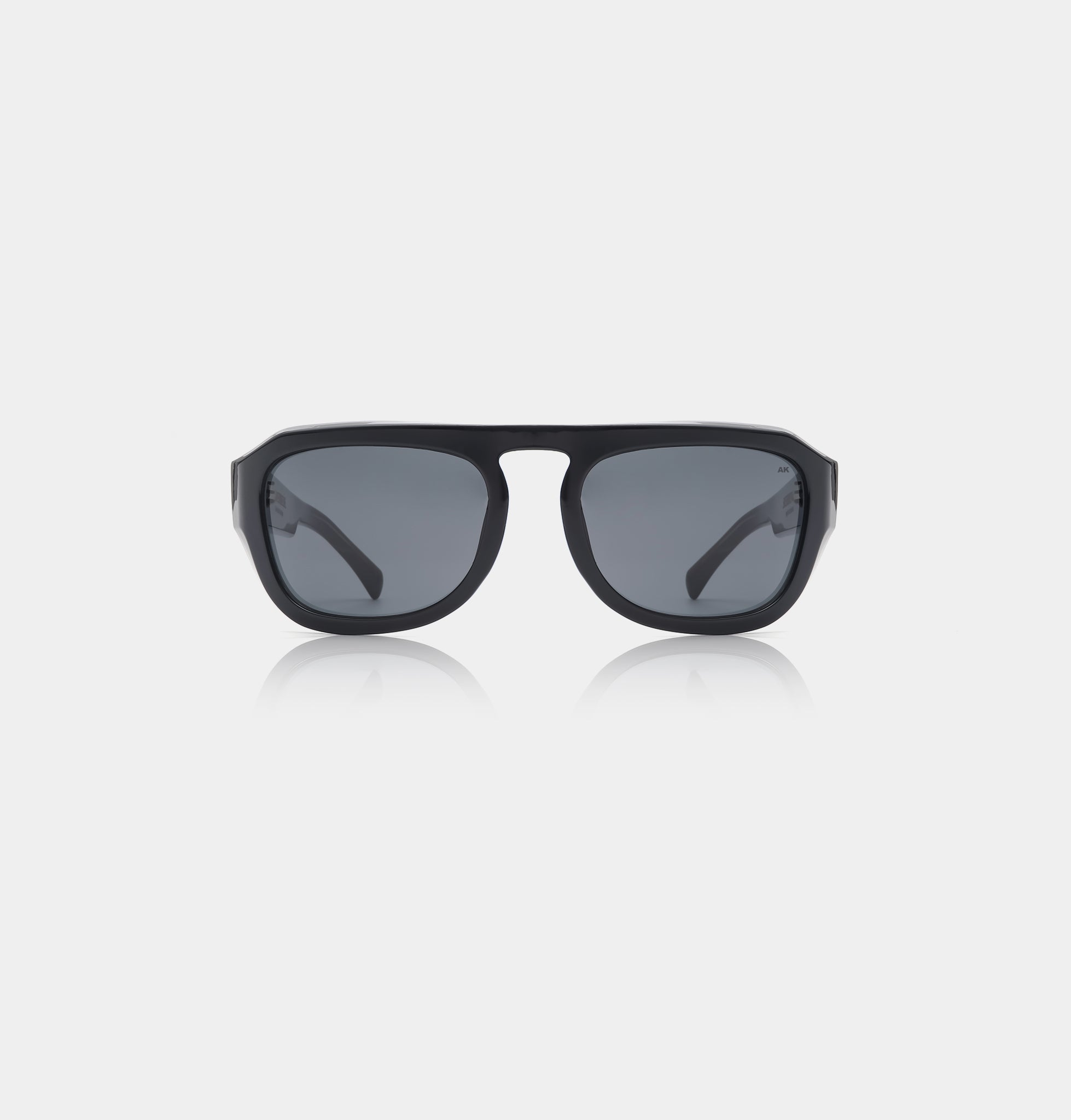 Max-Black