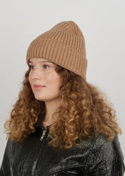Nico-Beanie-Camel-2