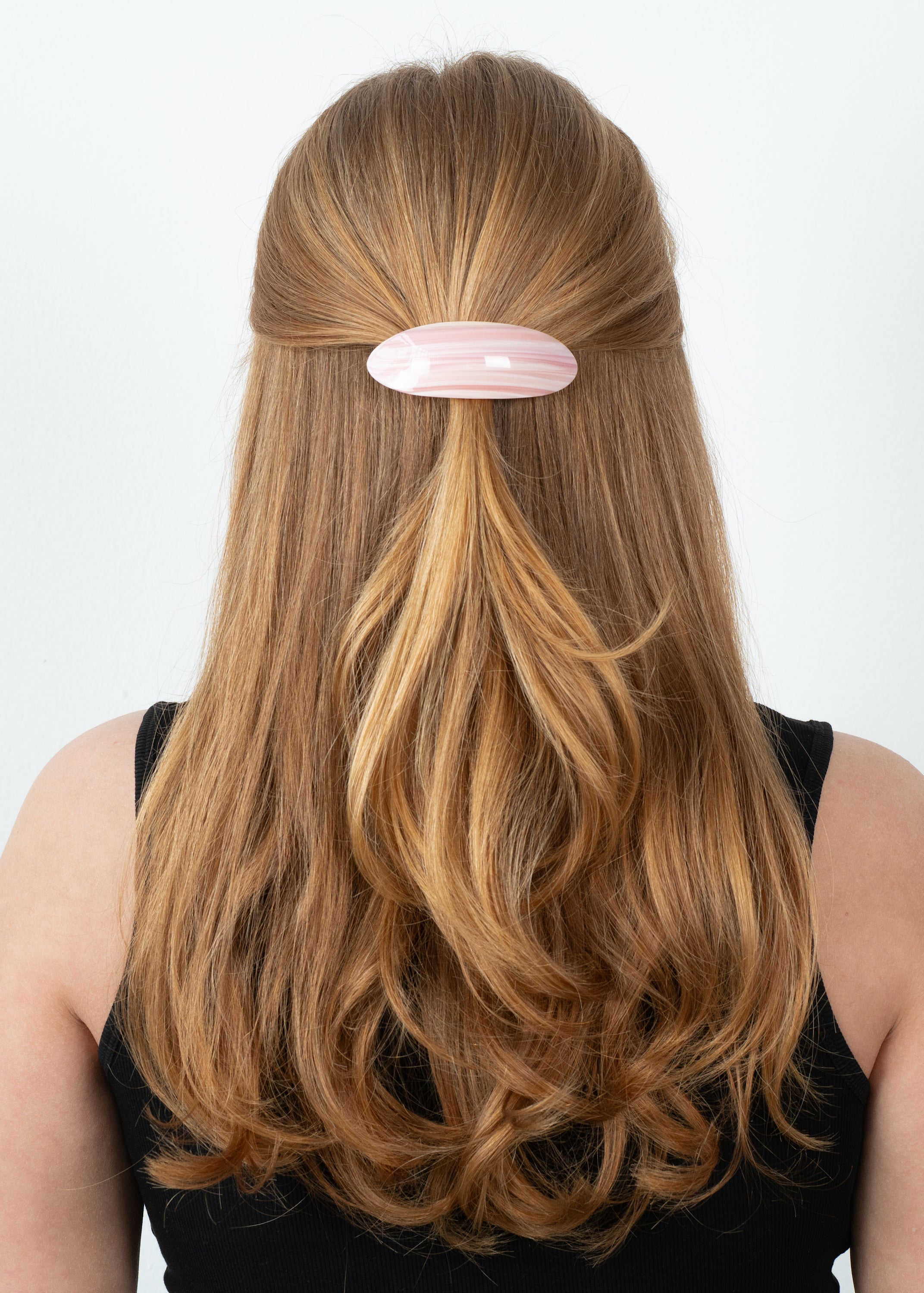 Oval_Chrie_Clip_Light_Pink_3.jpg