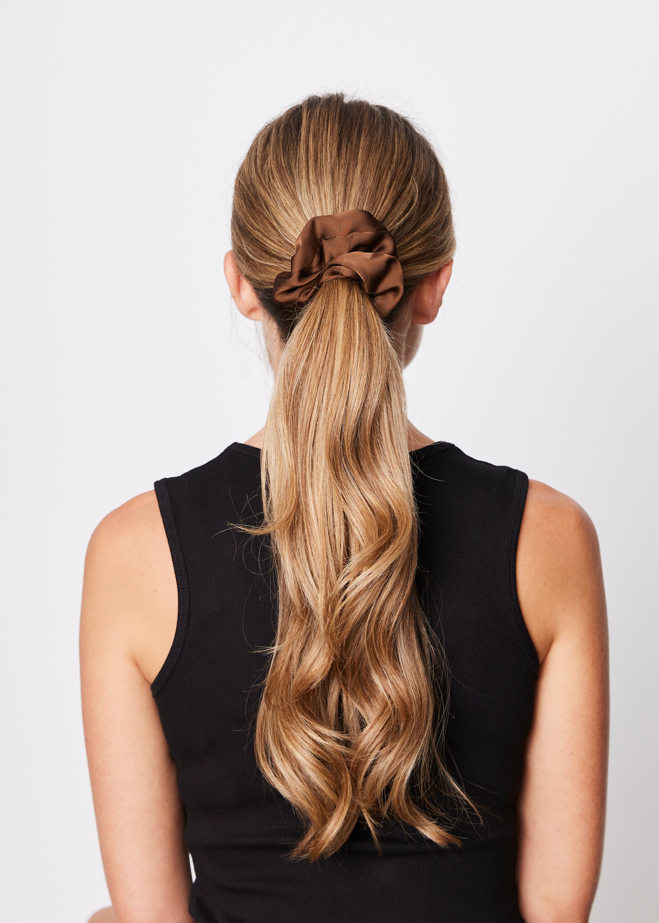 Sui Ava / Ribbon Scrunchie / Brown