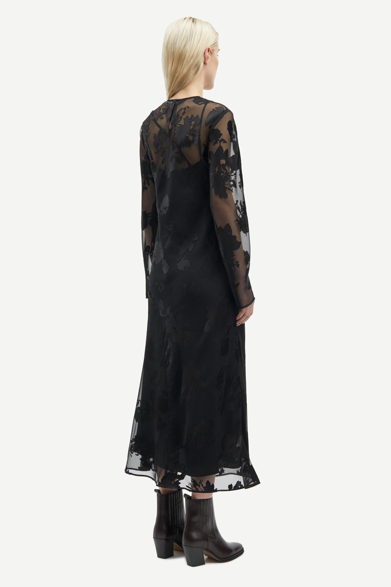 Samadeleine_dress_15311_-_black_blooming_burnout_-_M2