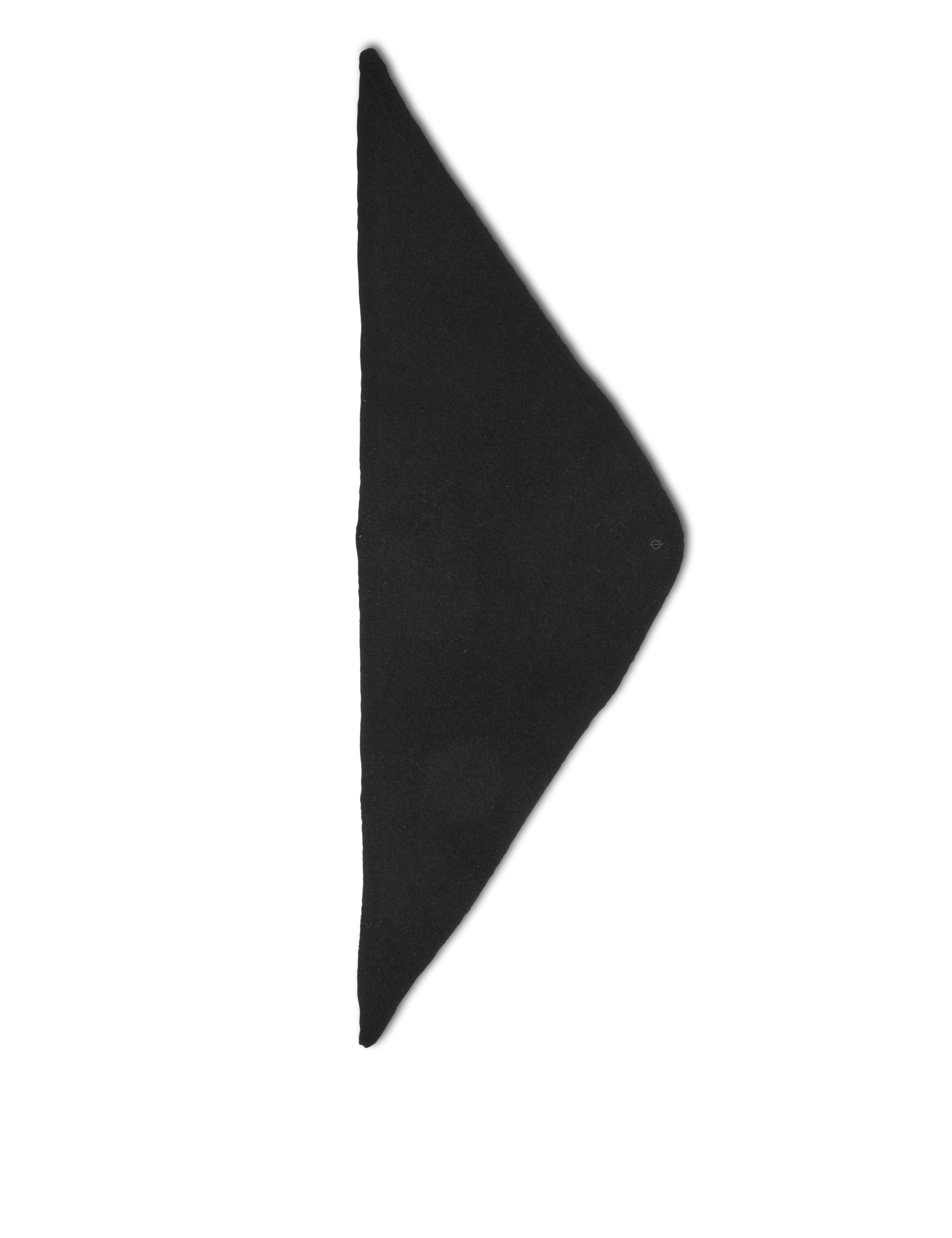 Sapiatrianglescarf15727-Black-1.jpg