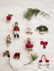 Gry & Sif / Nutcracker w/Red Jacket & Green Hat