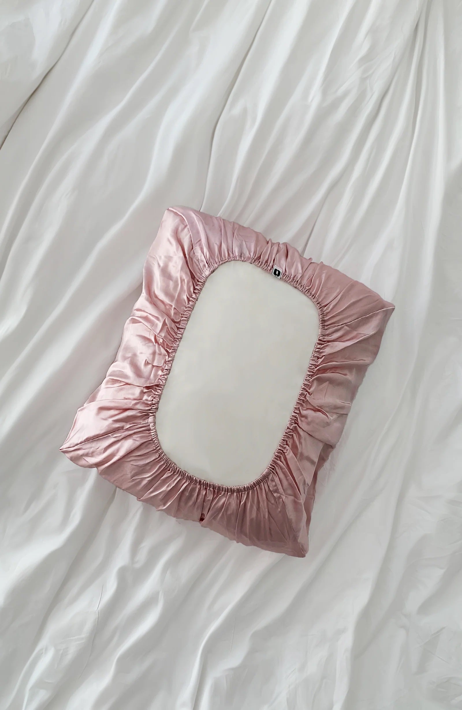 WARPtravel-rosequartz_1600x-png