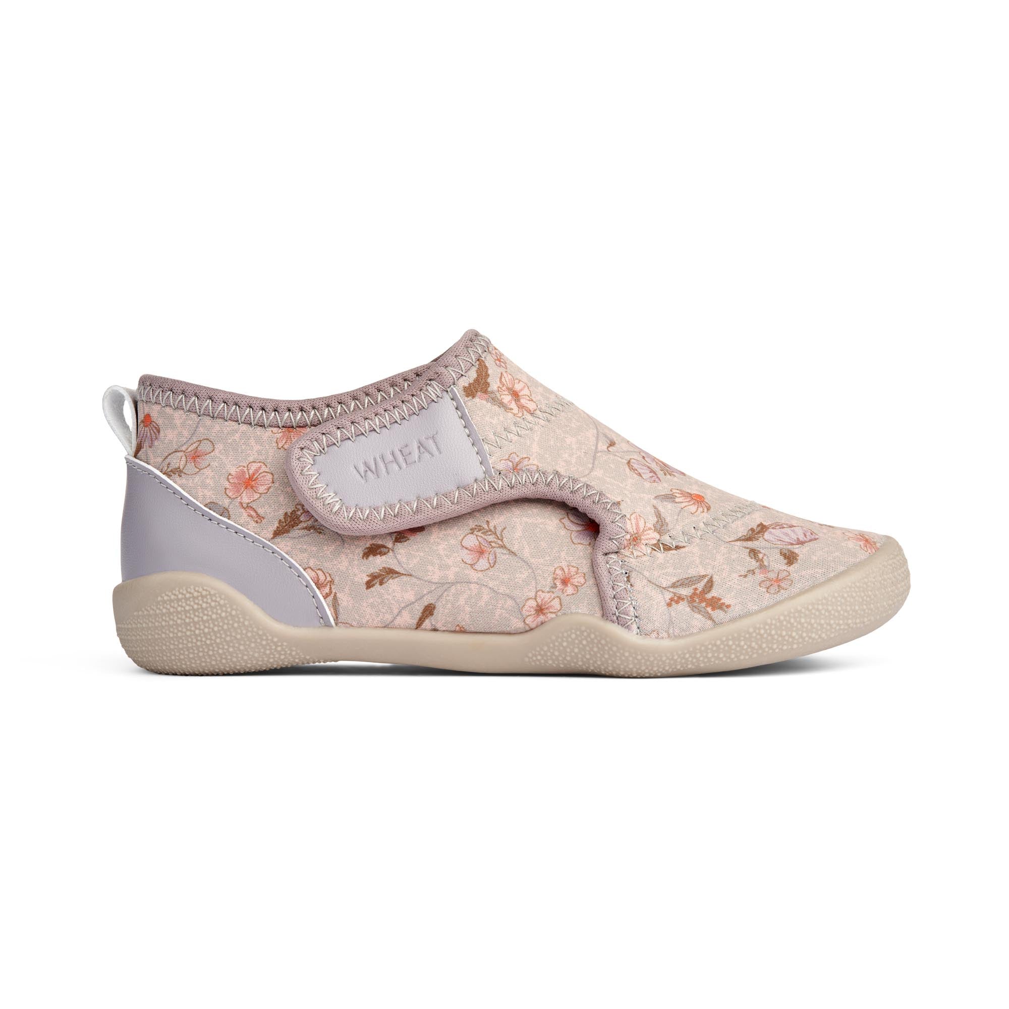 WF422h-Shawn-Beach-Shoe-1492-purple-poppy-flowers-Extra-1