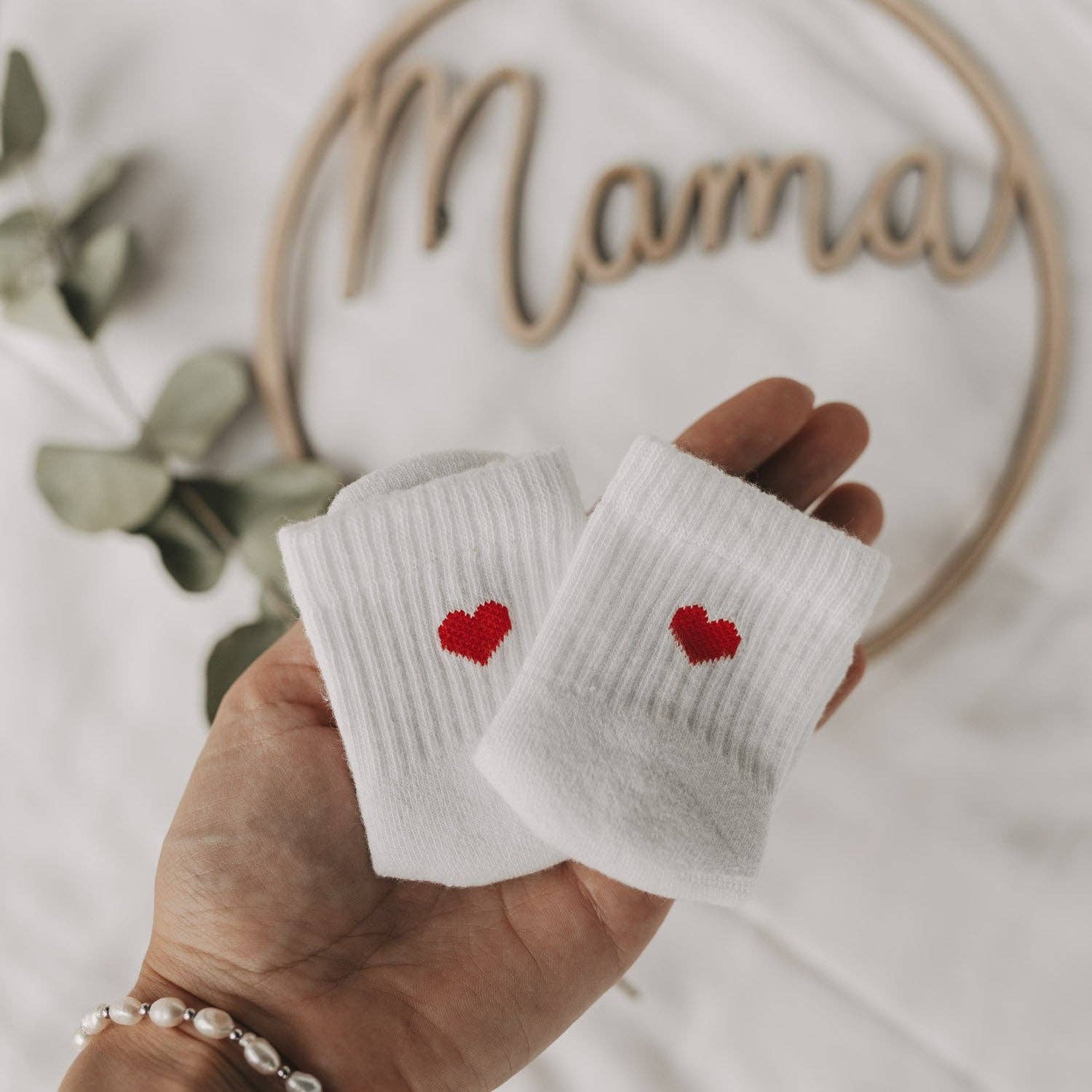 Eulenschnitt - Babysocken Herz rot 16-18
