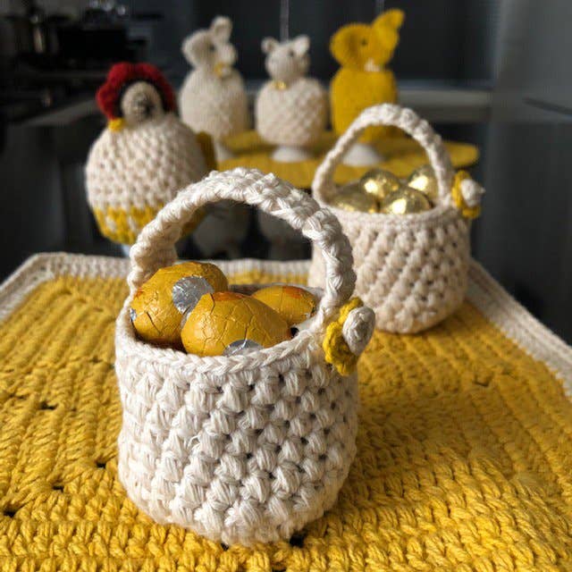 Korb Mini-Ostern - Weiß 6x6cm + Griff, handgehäkelt