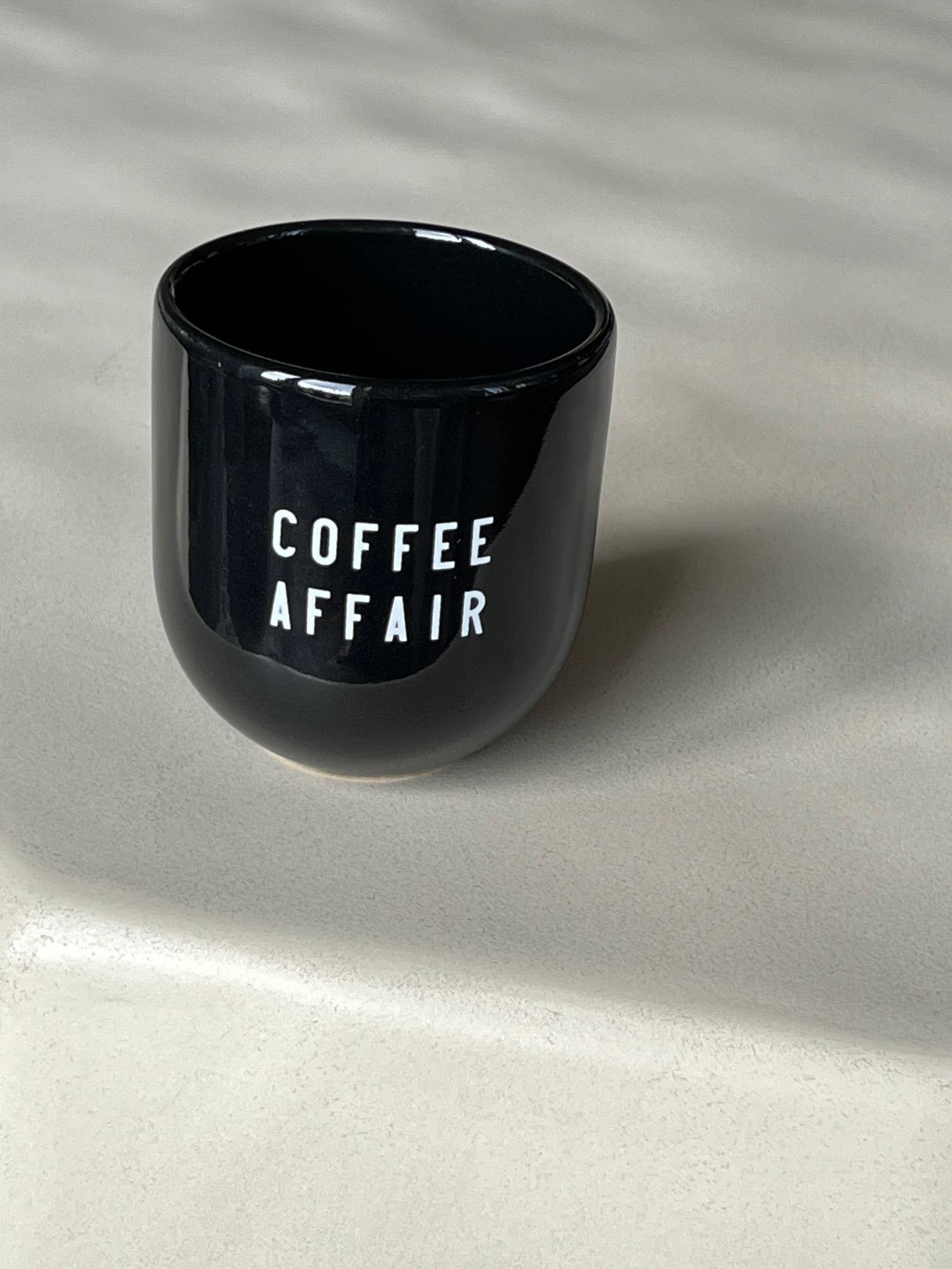 Sisi / Sisi-Tasse, Coffee Affair