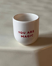 Sisi / 'YOU ARE MAGIC' Becher in weiß / rot