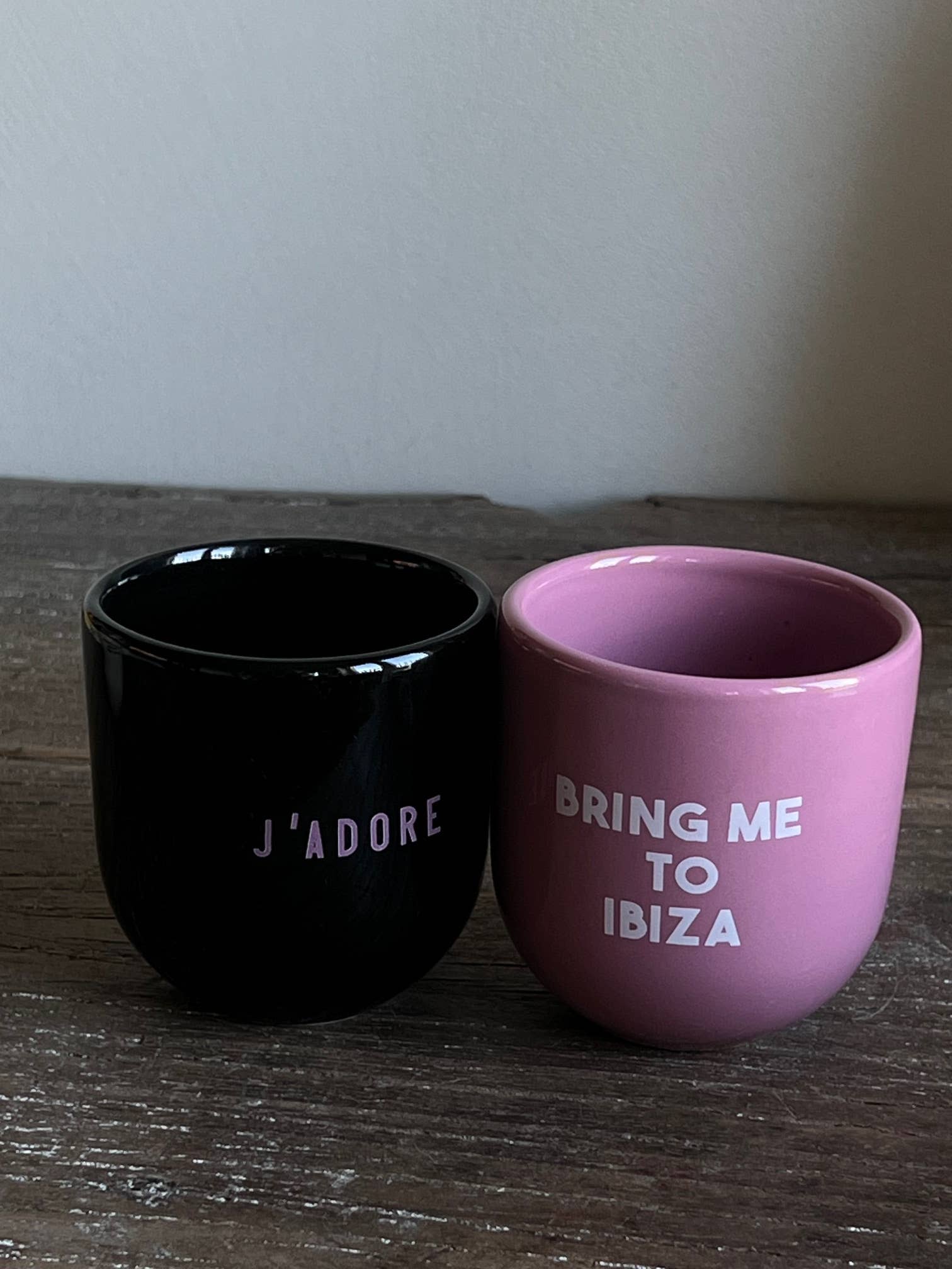 Sisi Tasse „J'adore“ in Schwarz