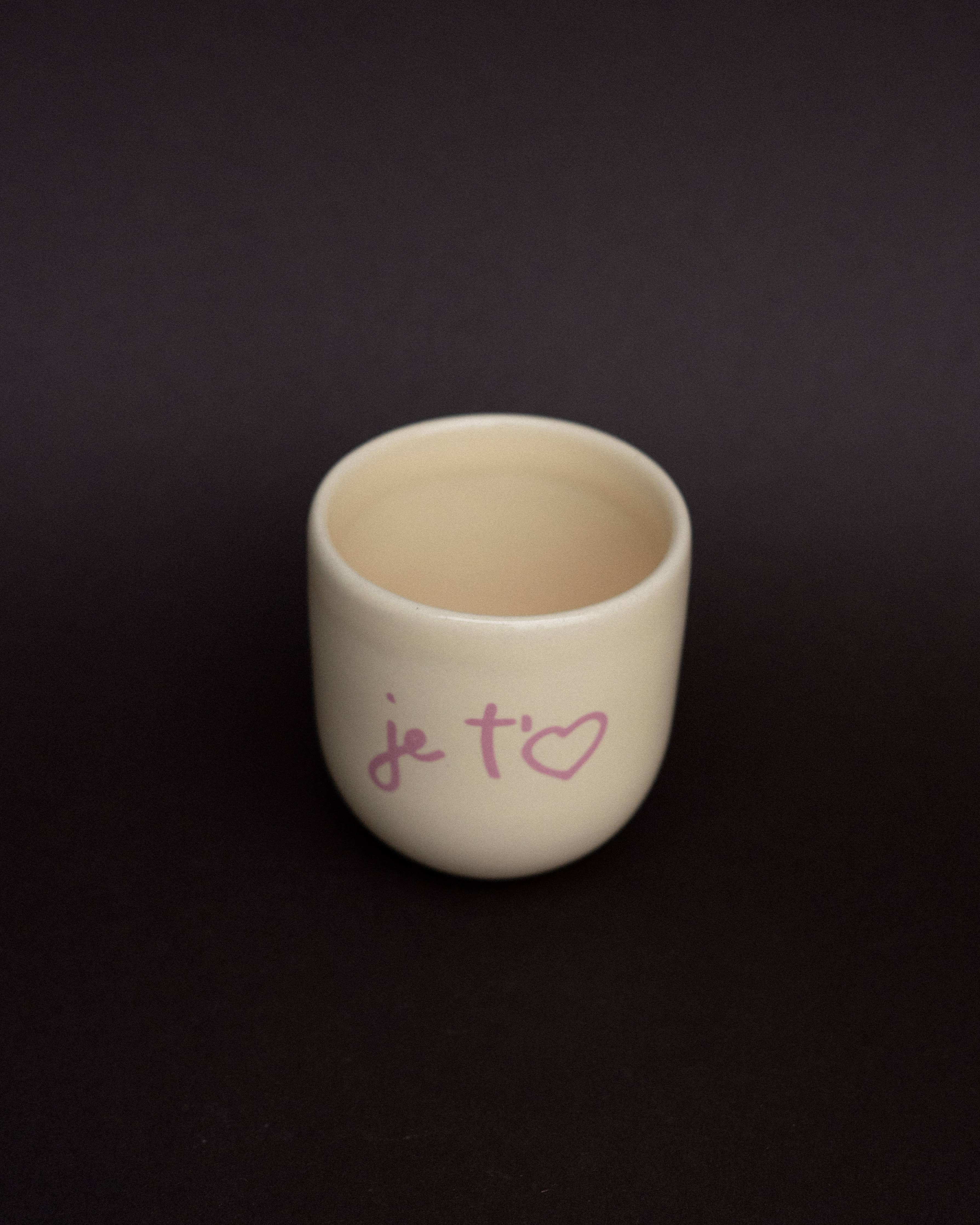 Sisi / 'Je t'aime' Becher in Butter