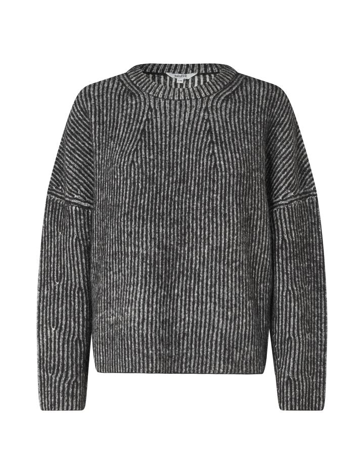 gillian-contrast-m-stricken-black-0