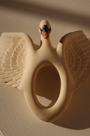 Konges Sløjd / TEETHER SWAN / OFF WHITE