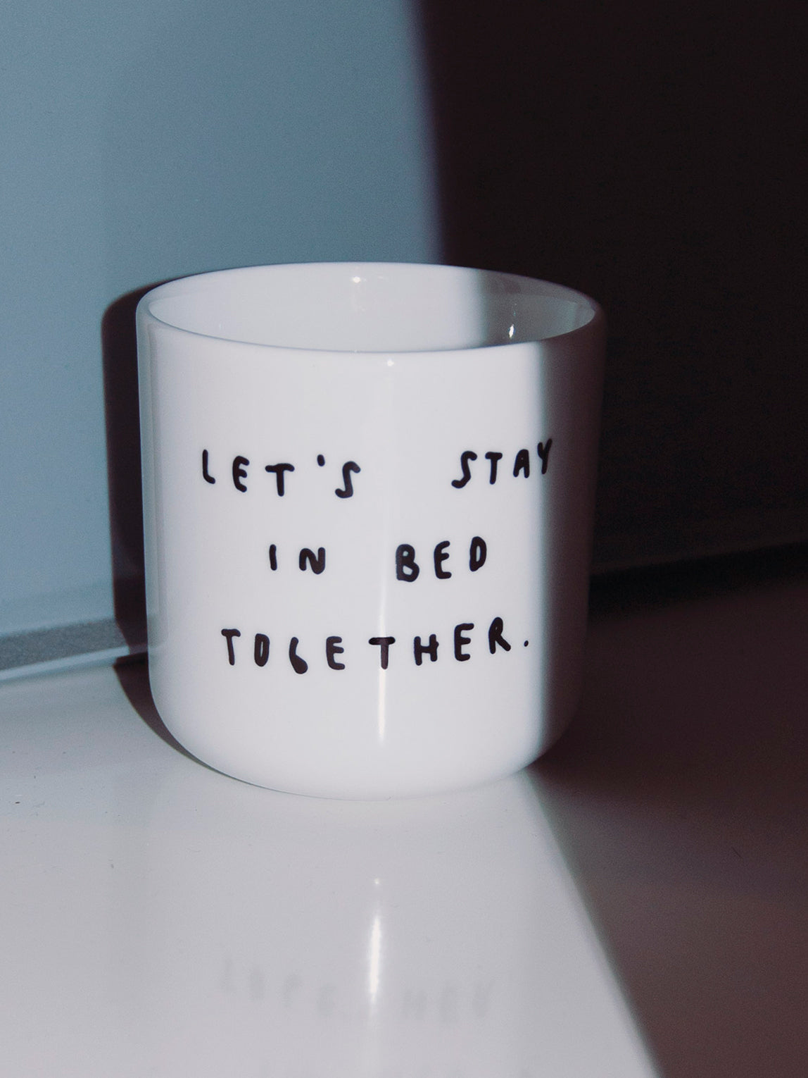 yahya-lets-stay-in-bed-together-cup-02MpHt4prrl7iFb