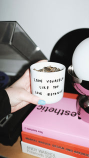 Yahya Studio / Johanna Schwarzer - Cup - Love yourself liek you love beyoncé