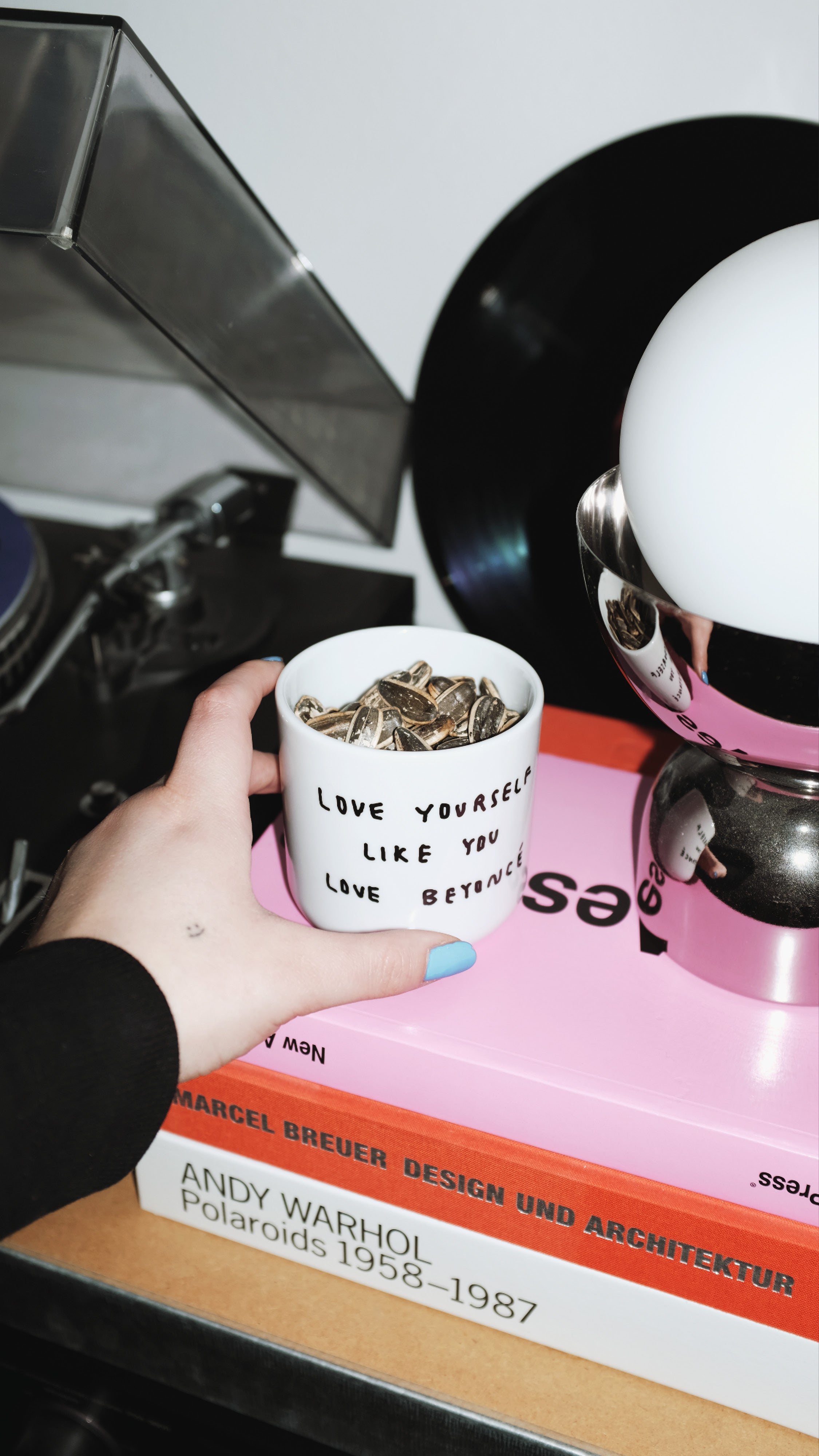 Yahya Studio / Johanna Schwarzer - Cup - Love yourself liek you love beyoncé