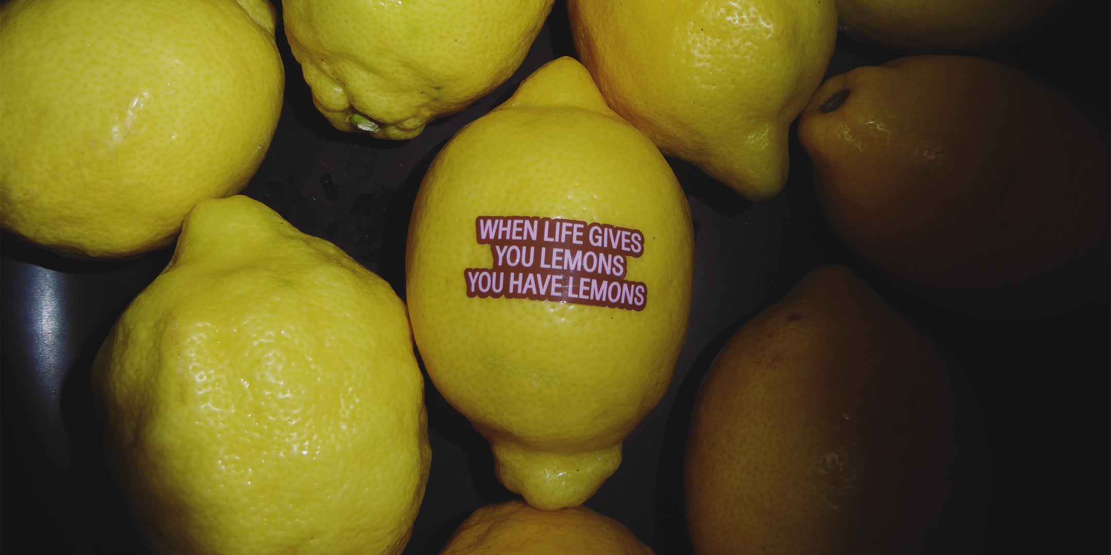Yahya Studio / Johanna Schwarzer - Glass - When life gives you lemons